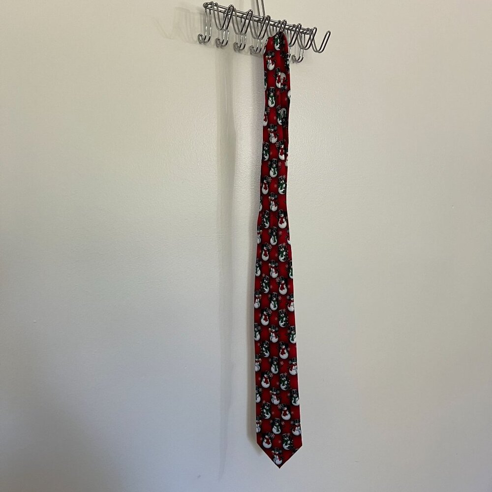 Yule Tie Greetings By Hallmark Snowman Pattern Mens Holiday Necktie Red & Green